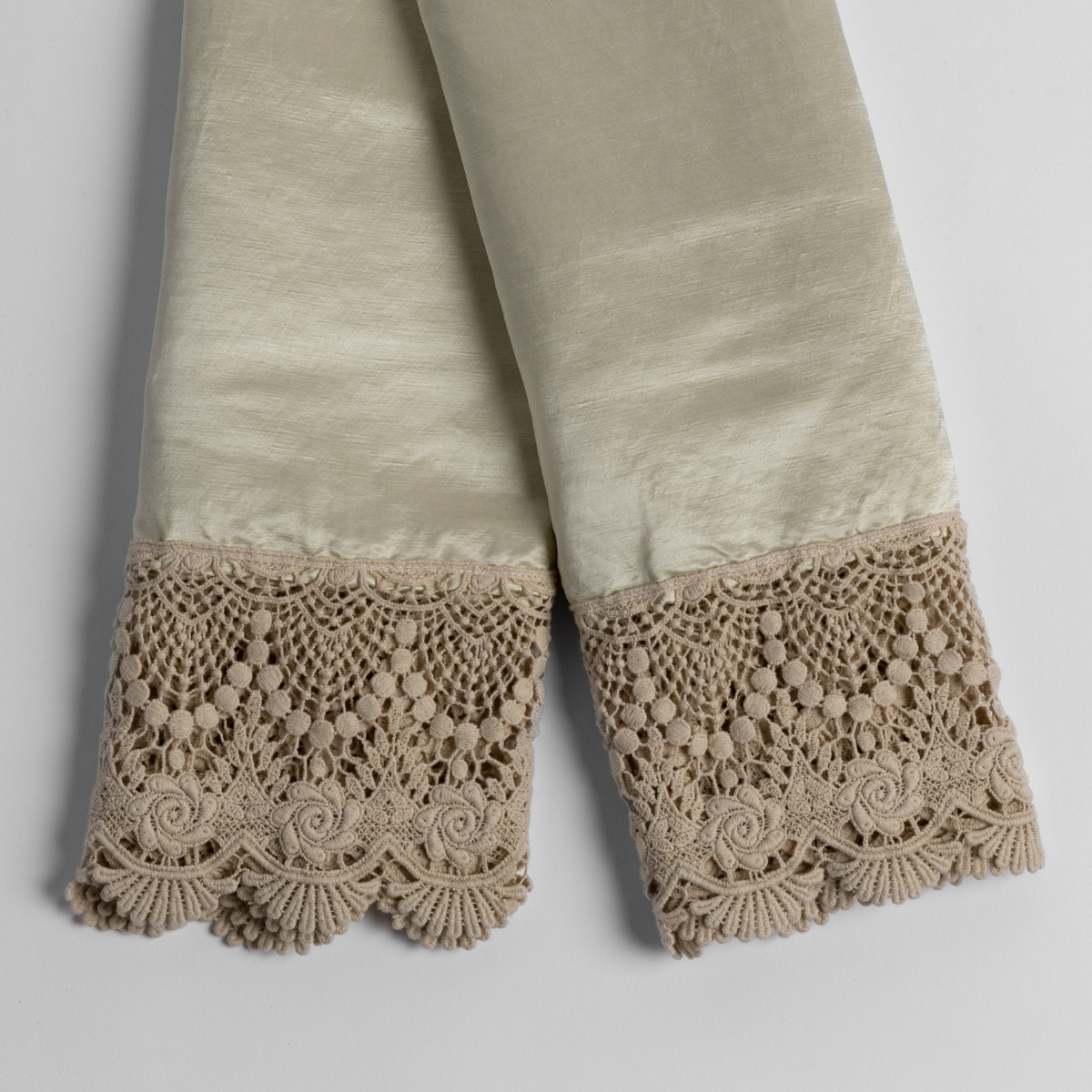 Paloma Pillowcase (Single)