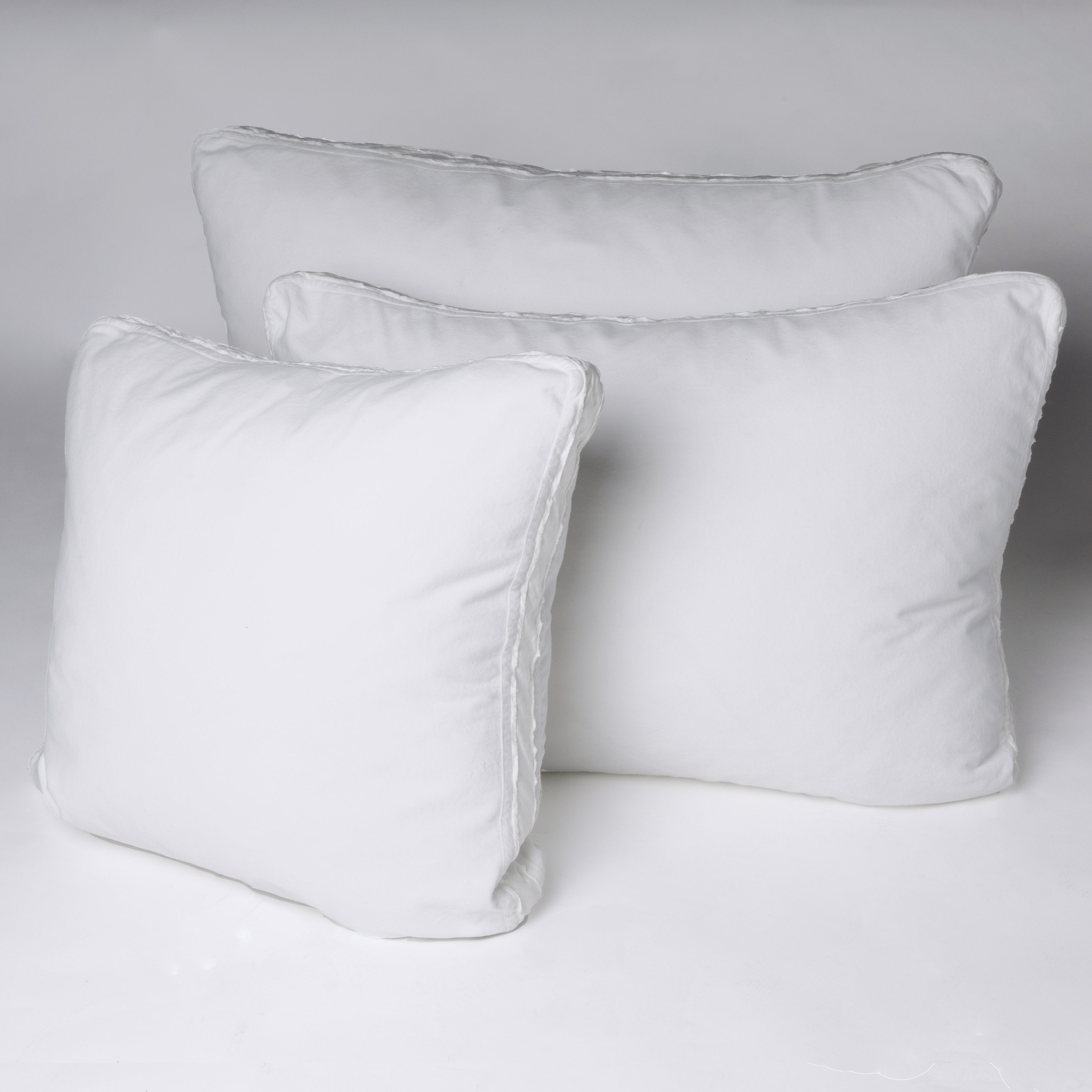 [allvariants]: Harlow shams leaning upright against a plain background - white.